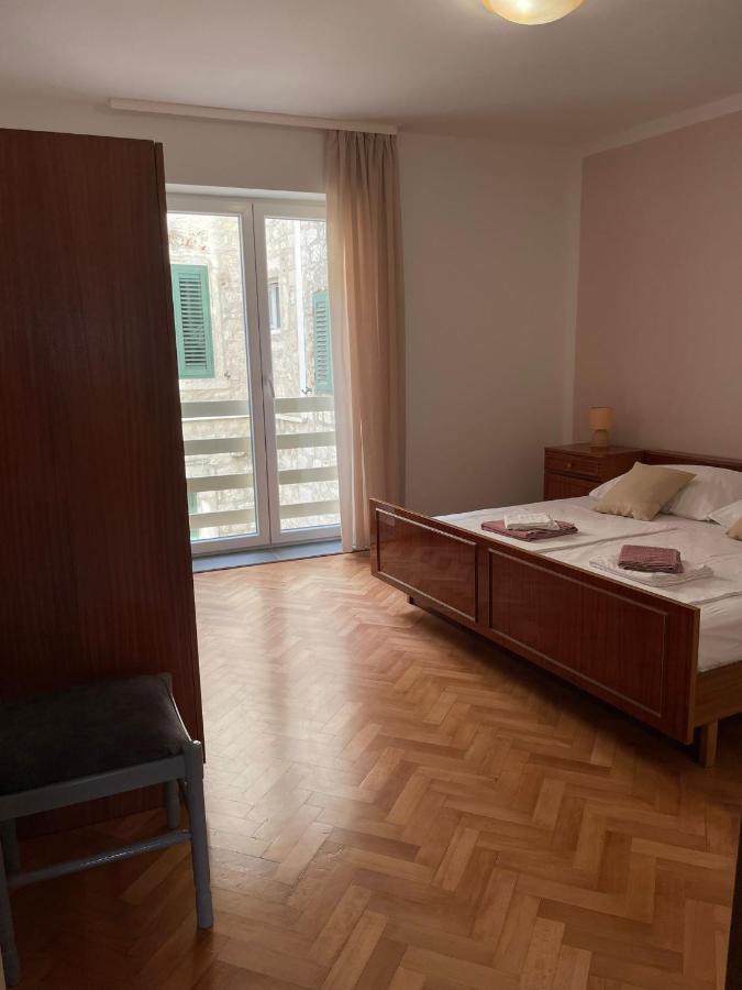 Apartman Mihaela Appartement Rab Town Buitenkant foto